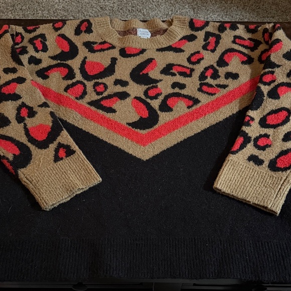 peyton jensen Sweaters - Peyton Jensen Leopard Print Sweater Evereve Red Black
